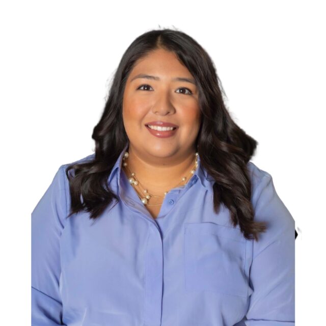 Dayana Gonzalez, Client Associate