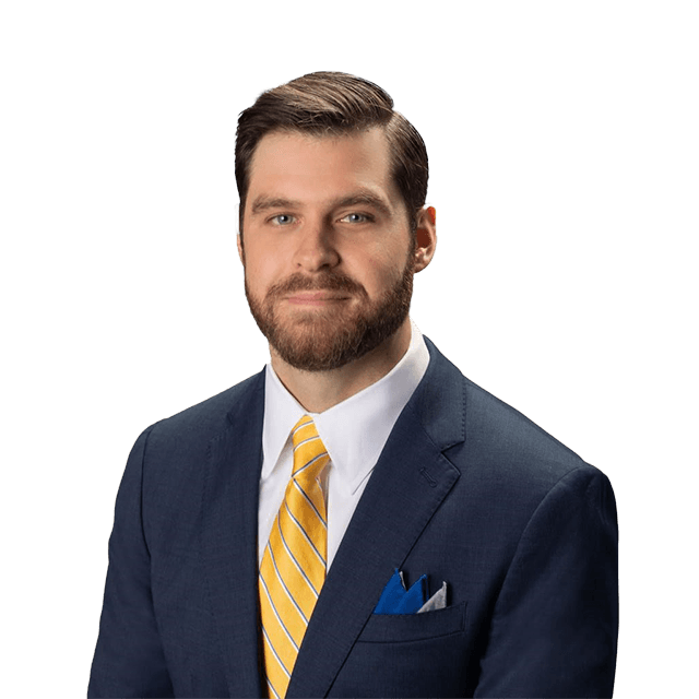 Ian Buenrostro, Wealth Advisor